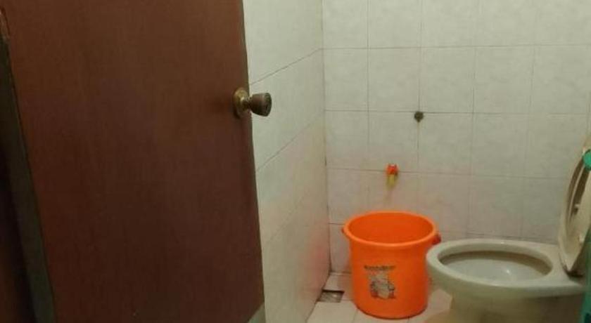 Oyo 93146 Lamin Indah Hotel Puncak Eksteriør billede